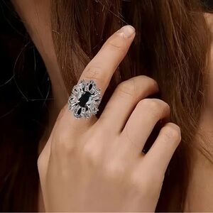 Elegant Black and Silver Tone Statement Ring Size 8